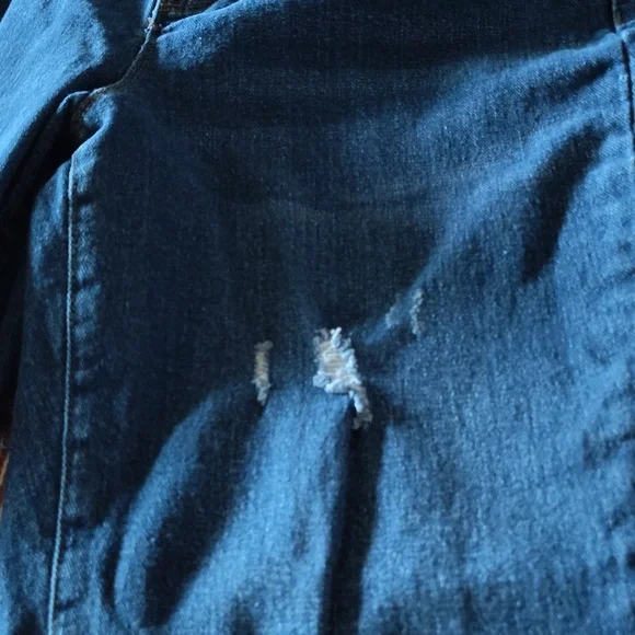 Style and Company - Picture 4 of 4